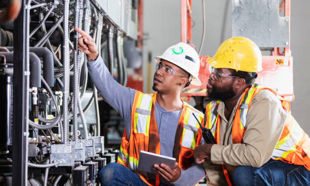 Best Emergency Electrical Repair  in Reinbeck, IA